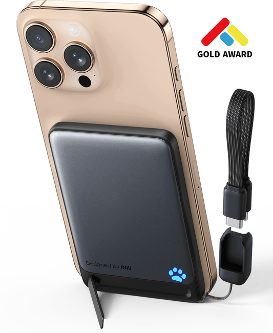 INIU SnapGo P71-E1 Power Bank: Black Magsafe charger on iPhone, Gold Award, Qi2 wireless charging.
